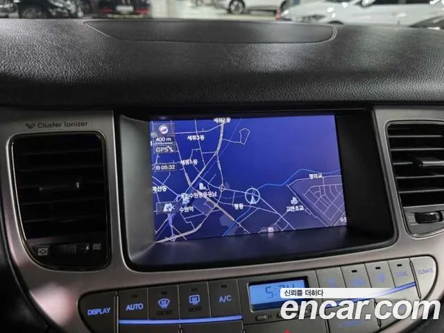 Hyundai Genesis 2012 thumb 8
