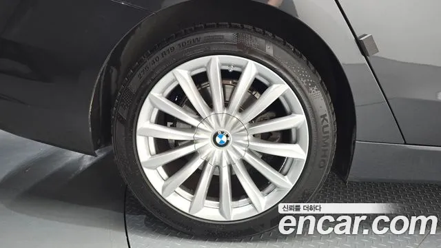 BMW 6 серии Gran Turismo 2022 thumb 10
