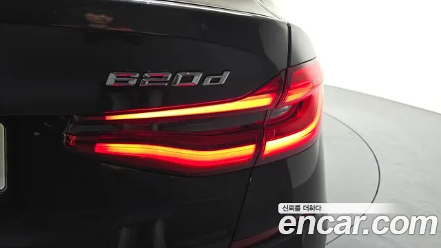 BMW 6 серии Gran Turismo 2022 thumb 6