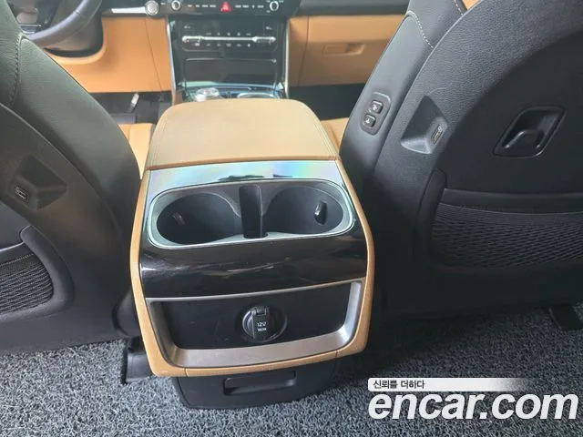 Kia Carnival 2023 thumb 7