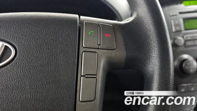 Hyundai Staria 2011 thumb 3