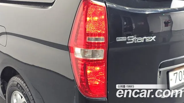 Hyundai Staria 2011 thumb 6