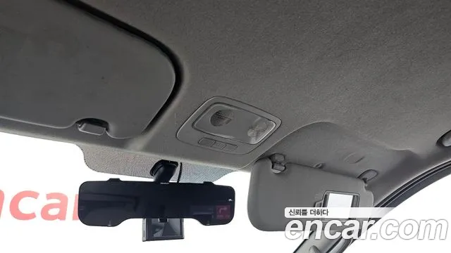 Hyundai Staria 2011 thumb 10