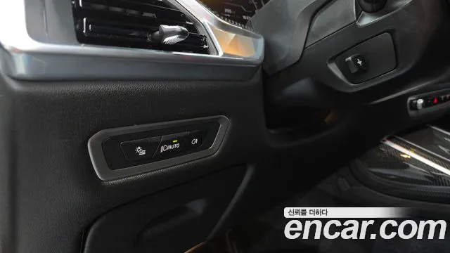 BMW X7 2025 thumb 10