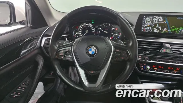 BMW 5 серии 2018 thumb 4