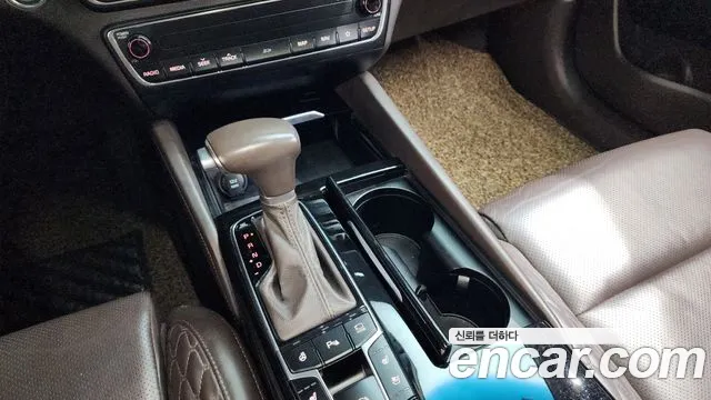 Kia K7 2017 thumb 9