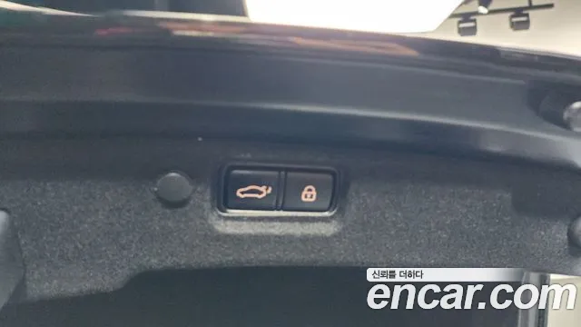 Kia K7 2017 thumb 3
