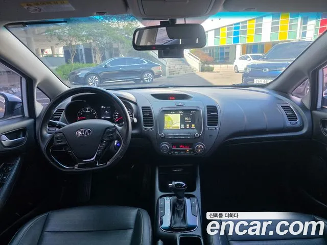 Kia K3 2016 thumb 10