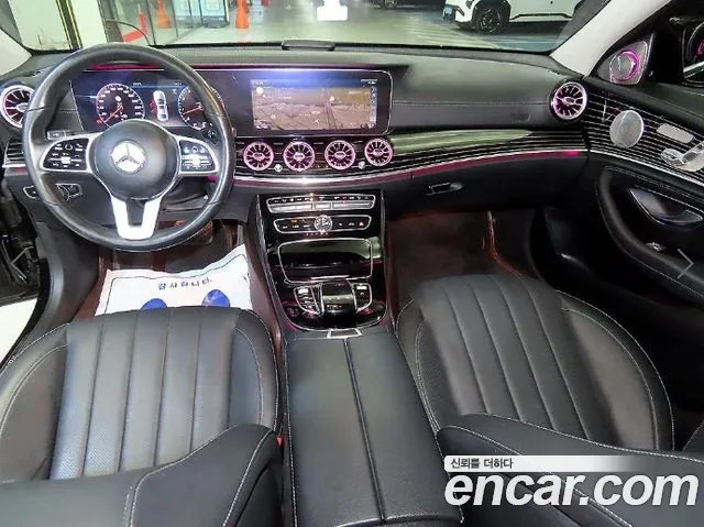Mercedes-Benz E-Class 2020 thumb 9