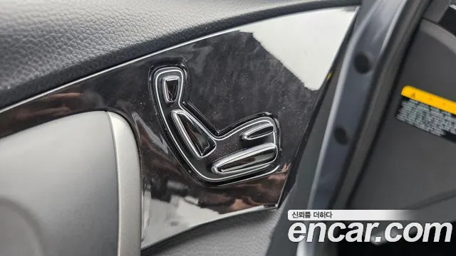 Hyundai Grandeur 2015 thumb 2