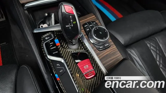 BMW 5 серии 2018 thumb 12