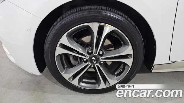 Kia K3 2012 thumb 11