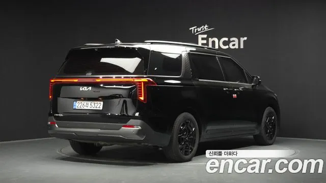 Kia Carnival 2025 thumb 4