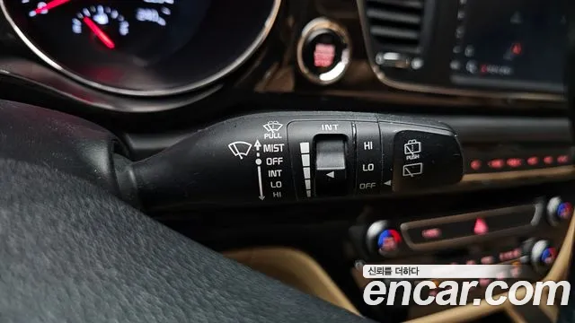 Kia Carnival 2019 thumb 10