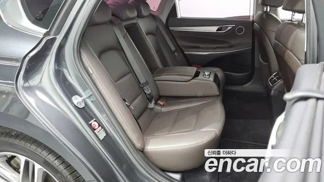 Hyundai Grandeur 2017 thumb 9