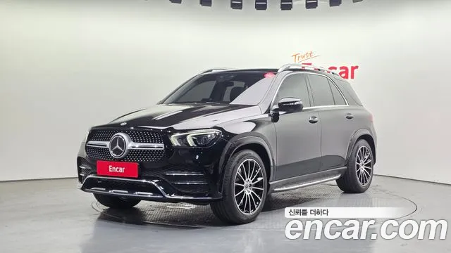 Mercedes-Benz E-Класс 2022 thumb 2