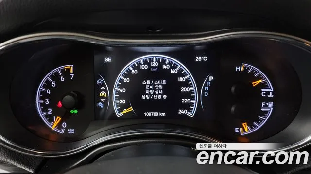 Jeep Grand Cherokee 2019 thumb 4