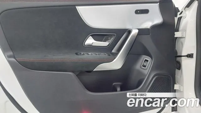 Mercedes-Benz A-Класс 2022 thumb 3
