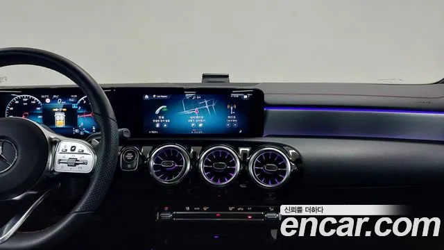 Mercedes-Benz A-Класс 2022 thumb 2