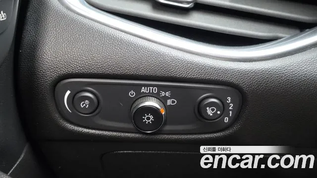 Chevrolet Malibu 2019 thumb 4