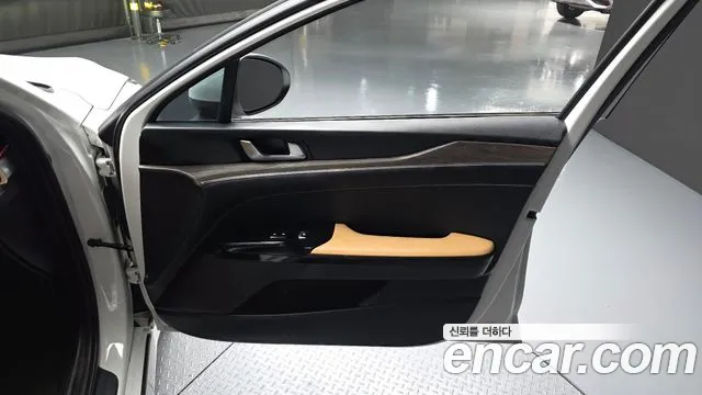 Kia K5 2022 thumb 11