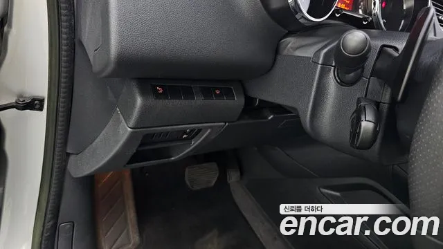 Peugeot 3008 2014 thumb 3