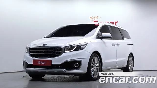 Kia Carnival 2015 thumb 10