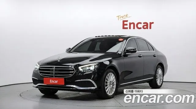 Mercedes-Benz E-Class 2023 thumb 4