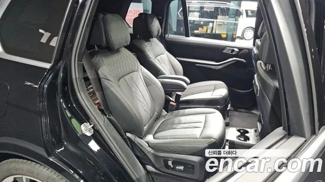 BMW X7 2024 thumb 10