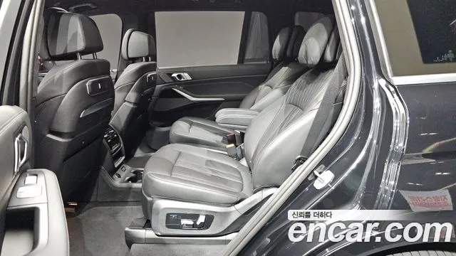 BMW X7 2024 thumb 2