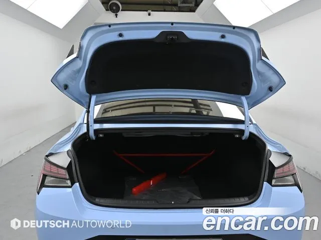 Hyundai Elantra 2022 thumb 11