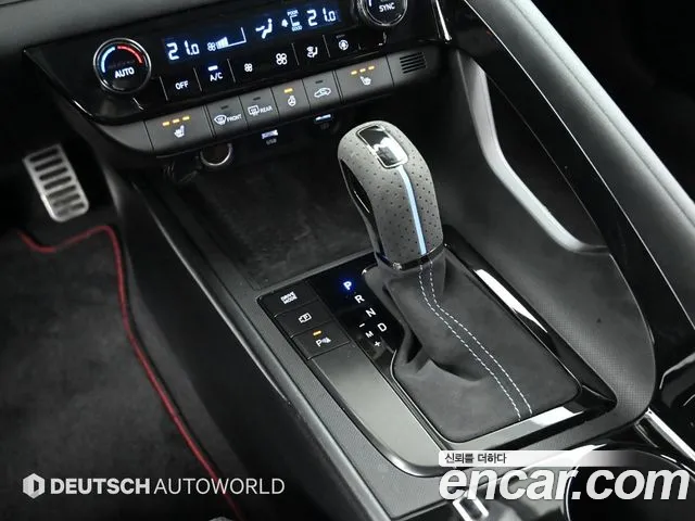 Hyundai Elantra 2022 thumb 2