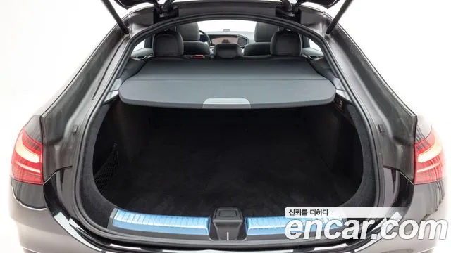 Mercedes-Benz E-Класс 2025 thumb 2