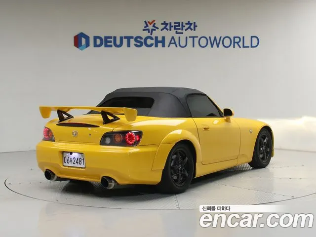 Honda S2000 2002 thumb 5