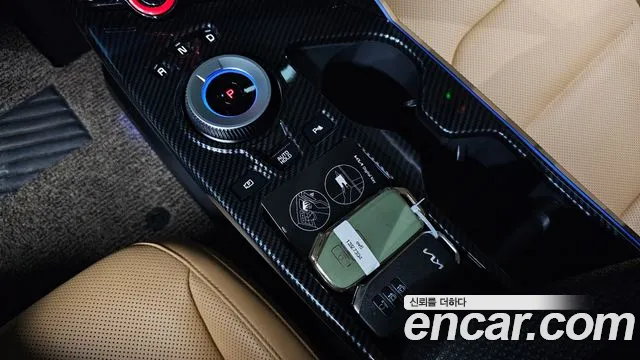 Kia EV6 2023 thumb 3
