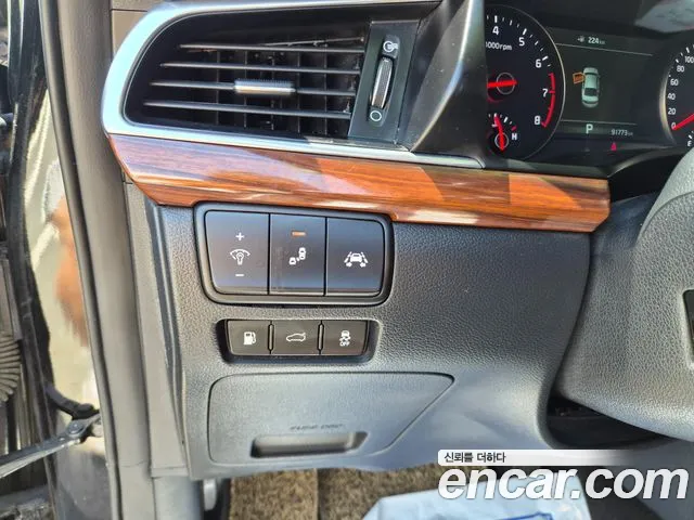Kia K7 2017 thumb 9