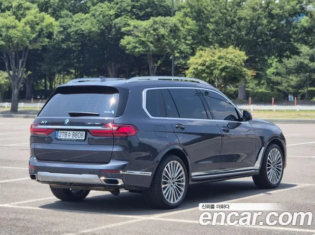 BMW X7 2021 thumb 4