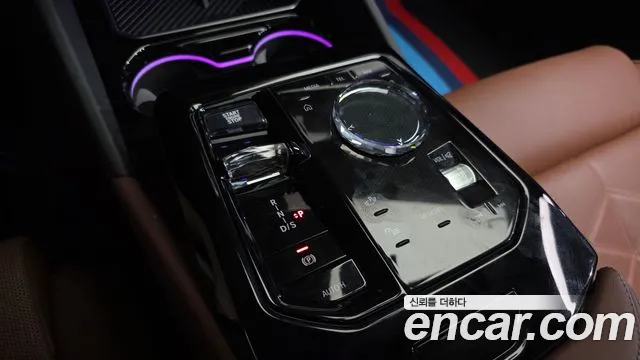 BMW 5 серии 2024 thumb 9