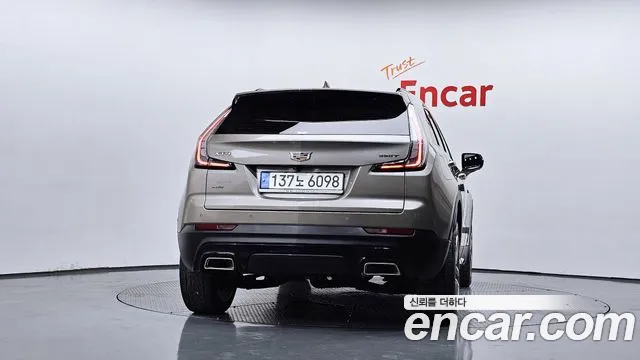 Cadillac XT4 2023 thumb 7