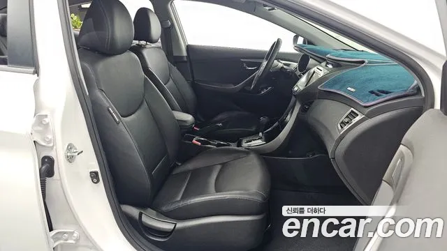 Hyundai Avante 2012 thumb 6