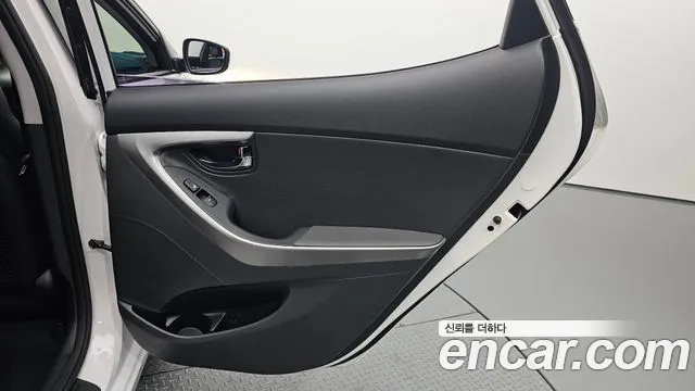 Hyundai Avante 2012 thumb 8
