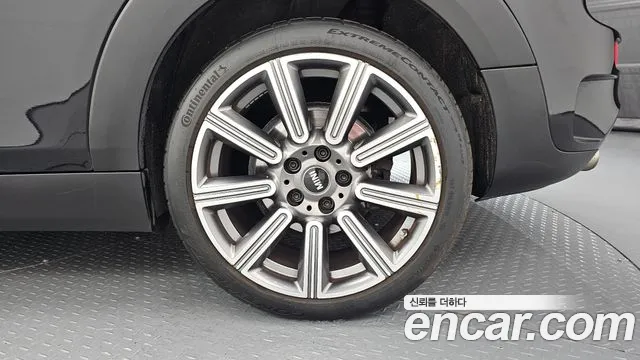 Mini Clubman 2020 thumb 11