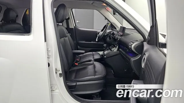 Hyundai Casper 2022 thumb 3