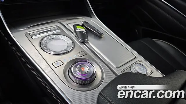 Genesis GV80 2020 thumb 10