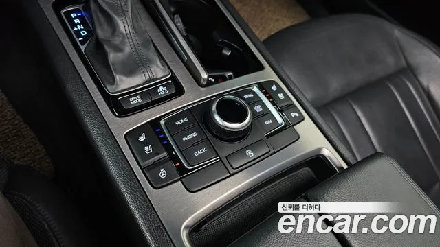 Hyundai Genesis 2015 thumb 10