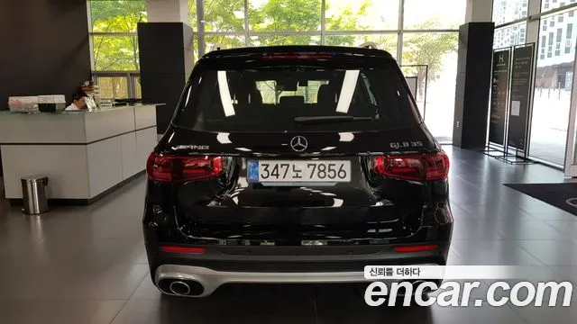 Mercedes-Benz GLB 2025 thumb 8