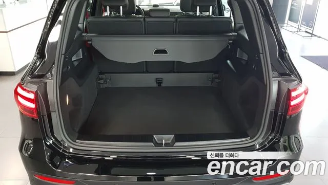 Mercedes-Benz GLB 2025 thumb 7