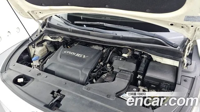 Kia Carnival 2015 thumb 4
