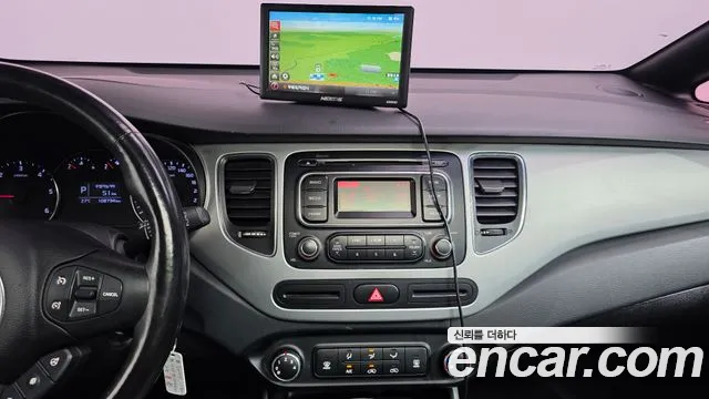 Kia Carens 2013 thumb 3
