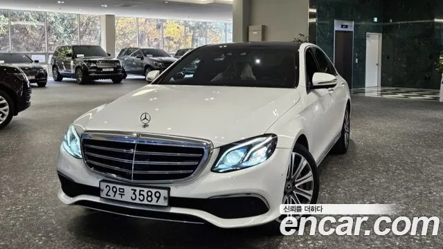 Mercedes-Benz E-Class 2018 thumb 6